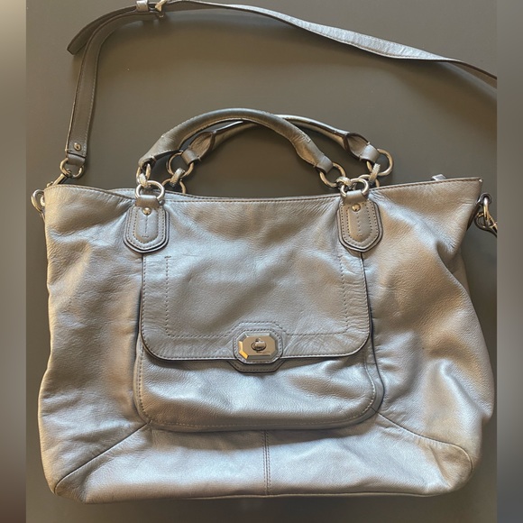 Coach silver leather crossbody/shoulder bag - Picture 1 of 7